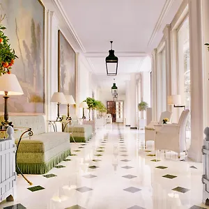 Hotel Le Bristol Paris, Oetker, Paryż