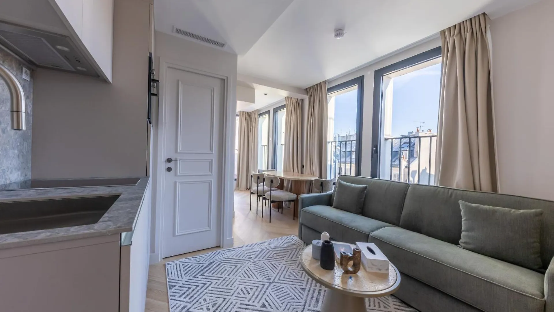 Quartier Libre Opera Hotel Paris 5*,  France