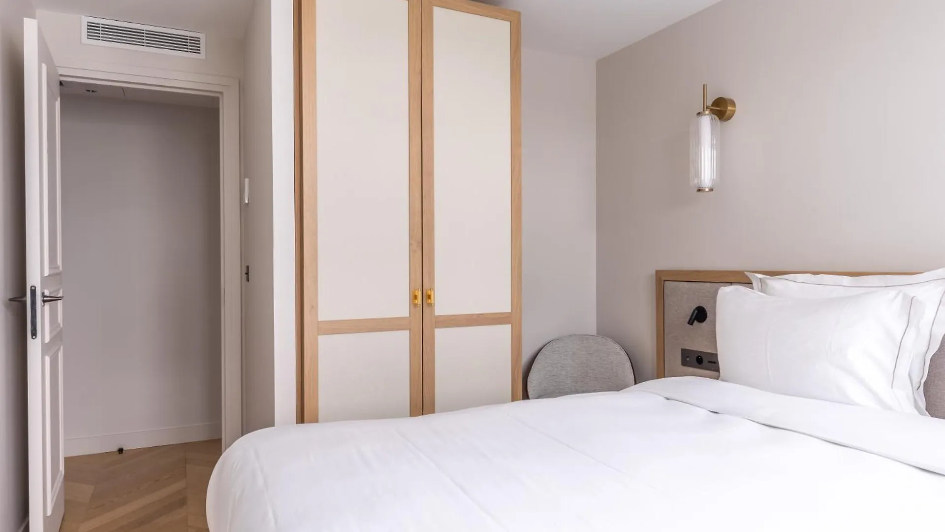 Quartier Libre Opera Hotel Paris 5*,  France